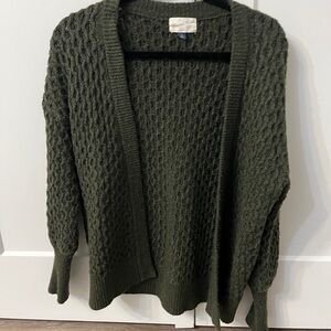 Universal Thread Women's Olive Green Knit Sweater- size small